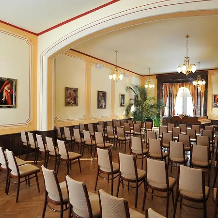 Lazne Vraz S.r.o. Hotel